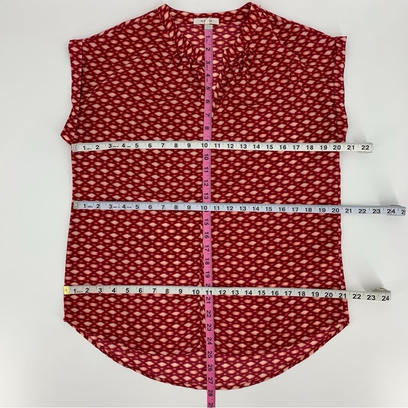 Pleione Burgundy and White Patterned Cap Sleeve Lightweight Blouse, Small - Picture 14 of 16